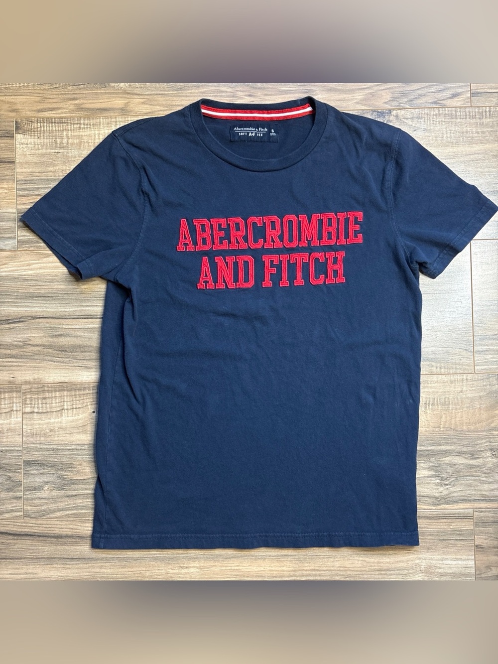 Abercrombie & Fitch Embroidered Logo Tee Vintage Y2K Men’s Small